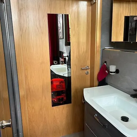 Ruhige Wohnung Im Fabrikstil In Chemnitz Exterior foto