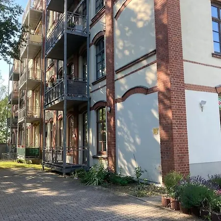 Ruhige Wohnung Im Fabrikstil In Chemnitz Exterior foto