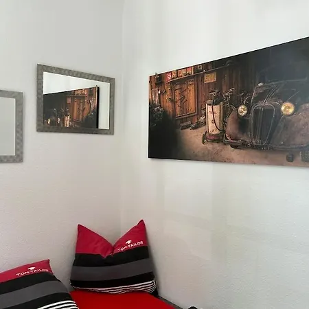 Ruhige Wohnung Im Fabrikstil In Chemnitz Exterior foto
